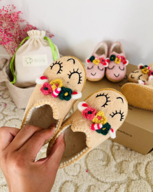 Шаргал пони загвар түрийгүй, ултай загвар