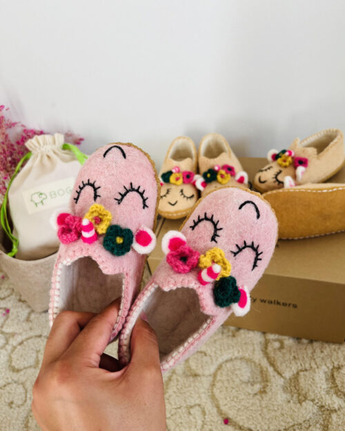 Ягаан пони загвар түрийгүй, ултай загвар